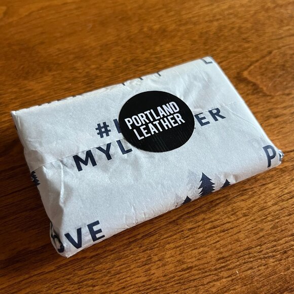 Portland Leather mini daisy wallet Baja NWT - Picture 2 of 5